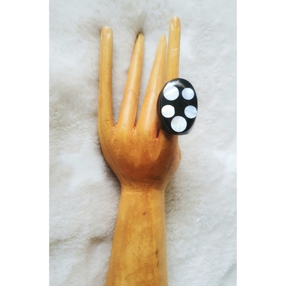 Black ring with white dots - Picture 4 of 5